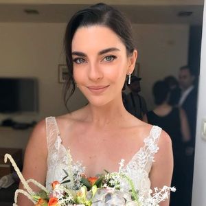 Meet your Posher, Miryam amsili